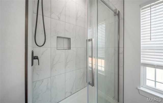 125 La Vista Drive, Waynesville, MO 65583