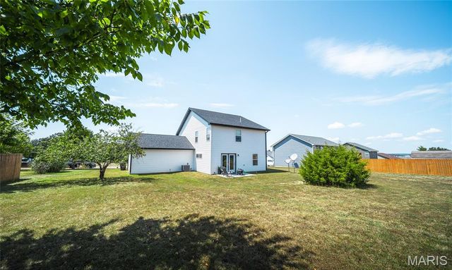 125 La Vista Drive, Waynesville, MO 65583