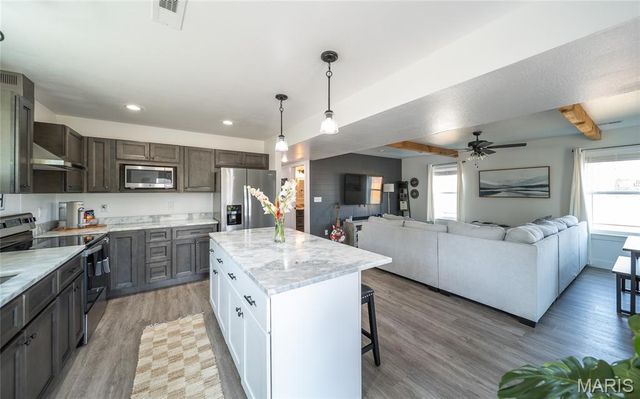 125 La Vista Drive, Waynesville, MO 65583