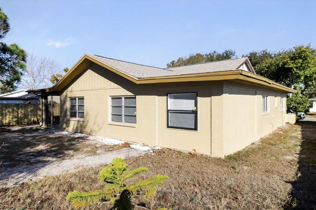 4250 PINEFIELD AVENUE, Holiday, FL 34691