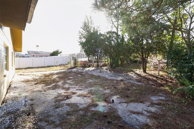 4250 PINEFIELD AVENUE, Holiday, FL 34691