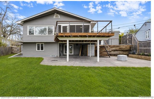4583 Forest Avenue, Waterford, MI 48328
