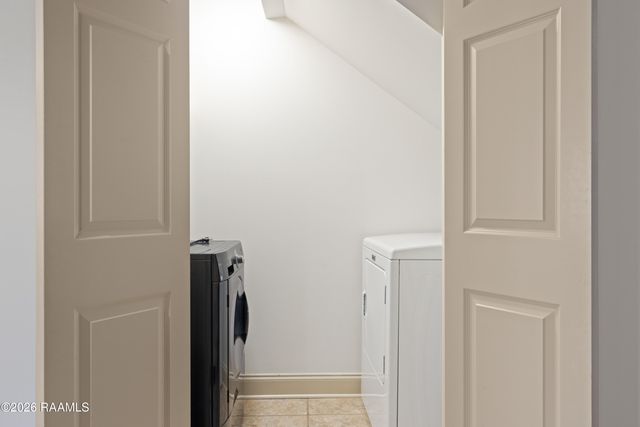 208 Harbor Bend Boulevard, Lafayette, LA 70508