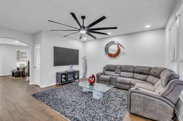 20102 Breezy Oak Court, Cypress, TX 77433