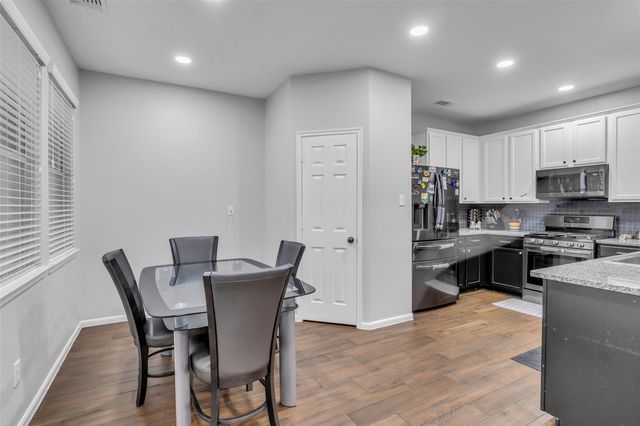 20102 Breezy Oak Court, Cypress, TX 77433