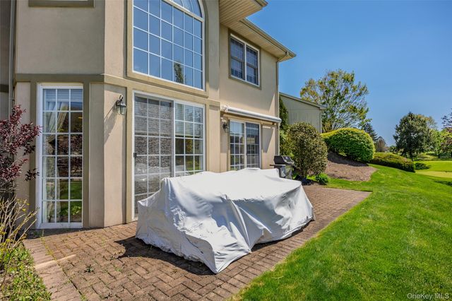 385 Altessa Boulevard, Melville, NY 11747