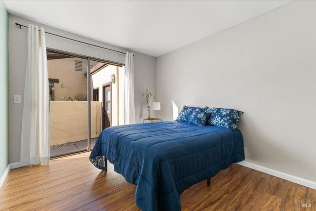 802 Adobe Dr, Santa Rosa, CA 95404