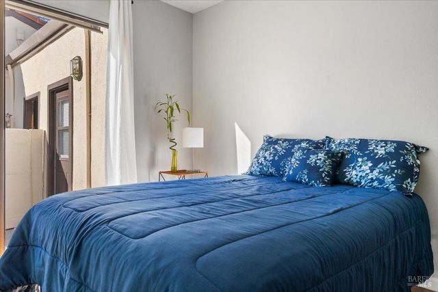 802 Adobe Dr, Santa Rosa, CA 95404