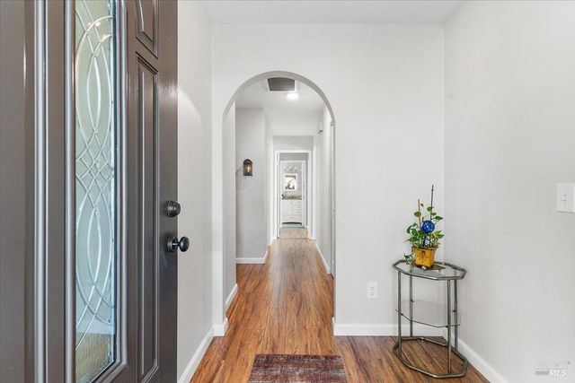 802 Adobe Dr, Santa Rosa, CA 95404