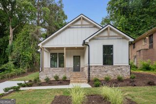 2050 Morehouse Drive NW, Atlanta, GA 30314