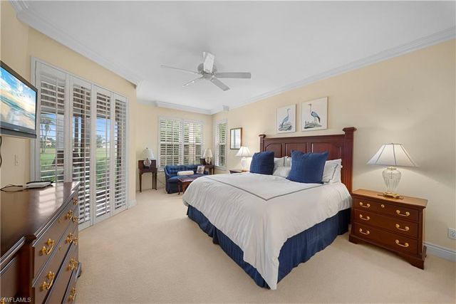 6830 San Marino DR 711A, Naples, FL 34108