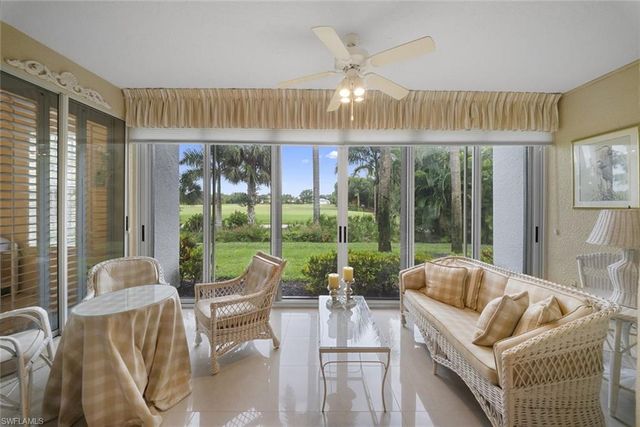 6830 San Marino DR 711A, Naples, FL 34108