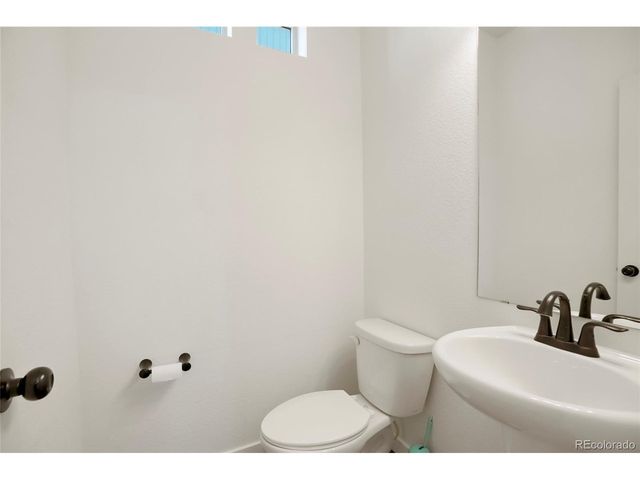 19096 E 55th Ave, Denver, CO 80249