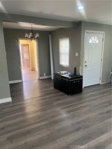 2114 N Bahama Avenue, Los Angeles, CA 90059