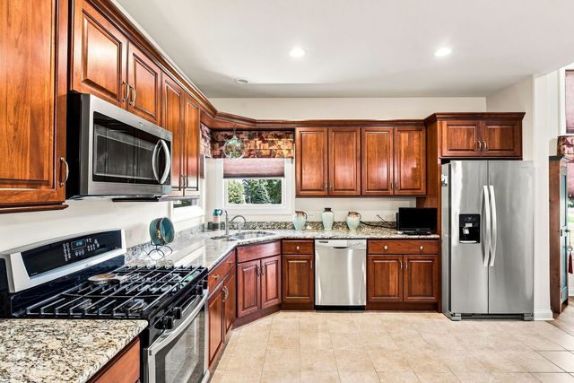 10918 Williams Court, Woodstock, IL 60098
