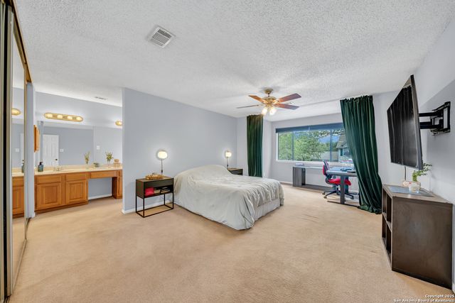 9310 Jorwoods, San Antonio, TX 78250