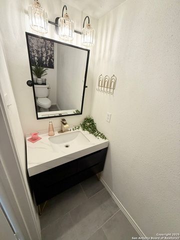 9310 Jorwoods, San Antonio, TX 78250