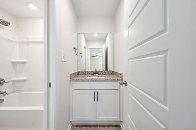 200 Quarry Overlook Way, Clarksville, TN 37043