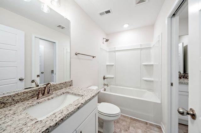 200 Quarry Overlook Way, Clarksville, TN 37043