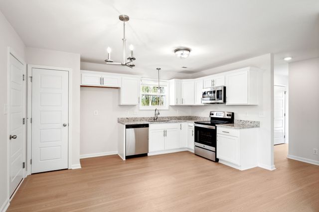 200 Quarry Overlook Way, Clarksville, TN 37043