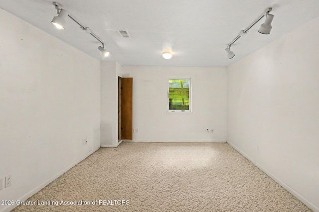 1930 Yuma Trail, Okemos, MI 48864
