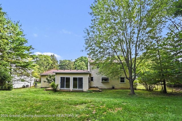 1930 Yuma Trail, Okemos, MI 48864