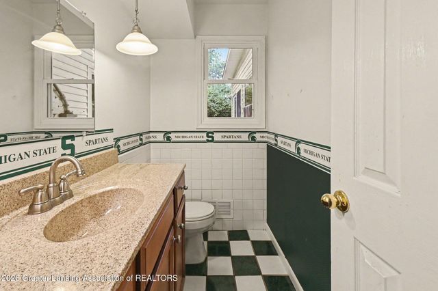 1930 Yuma Trail, Okemos, MI 48864