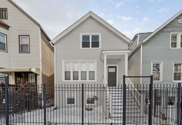 4845 W Congress Parkway, Chicago, IL 60644