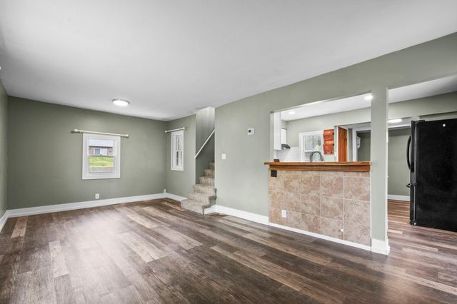 330 Division Street, Excelsior, MN 55331