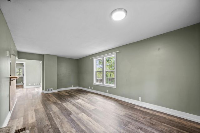 330 Division Street, Excelsior, MN 55331