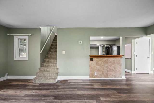 330 Division Street, Excelsior, MN 55331
