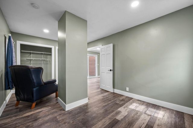 330 Division Street, Excelsior, MN 55331