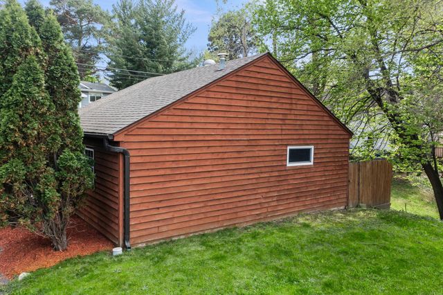 330 Division Street, Excelsior, MN 55331