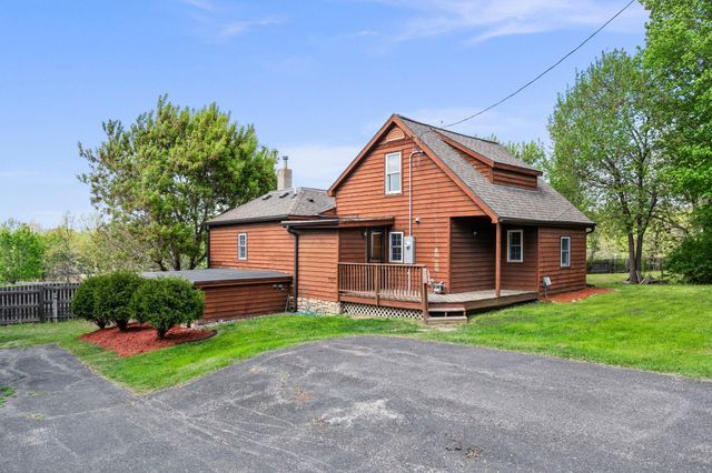 330 Division Street, Excelsior, MN 55331