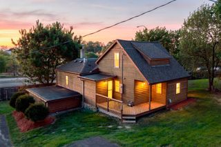 330 Division Street, Excelsior, MN 55331