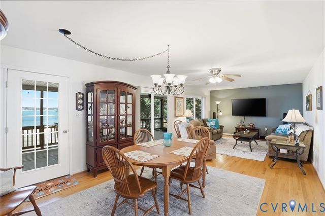 82 Westmoreland Blvd, Hague, VA 22469