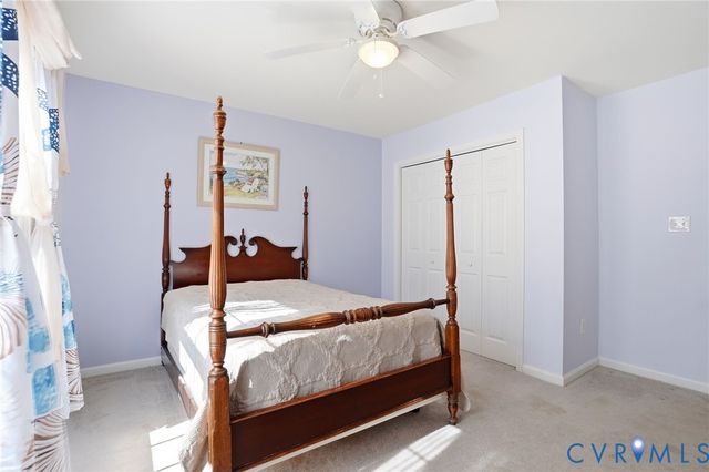 82 Westmoreland Blvd, Hague, VA 22469