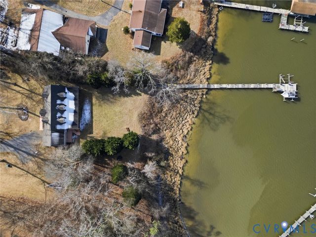 82 Westmoreland Blvd, Hague, VA 22469