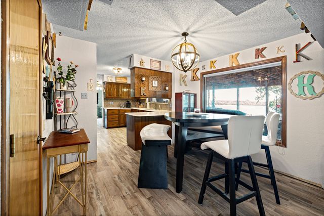 1612 Lakecrest Circle, Granbury, TX 76048