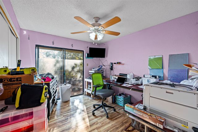 1612 Lakecrest Circle, Granbury, TX 76048