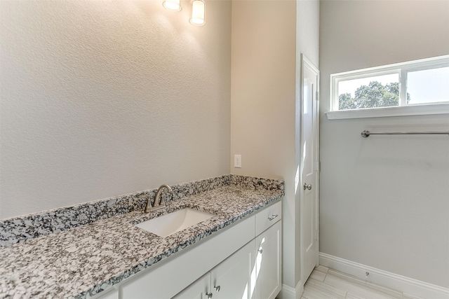 1014 Gonzollas Road, Springtown, TX 76082