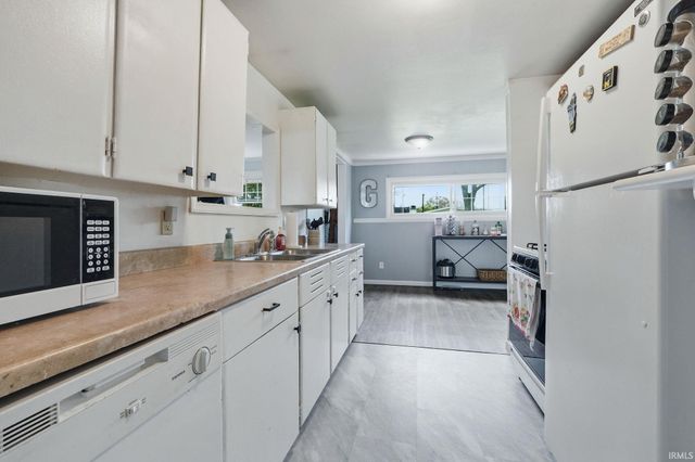 5806 Remington Drive, Fort Wayne, IN 46809