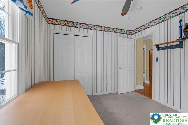 210 Evergreen Court, Ross Twp, PA 18353