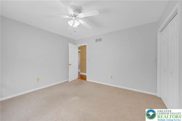 210 Evergreen Court, Ross Twp, PA 18353