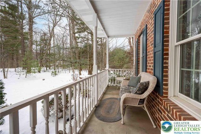 210 Evergreen Court, Ross Twp, PA 18353