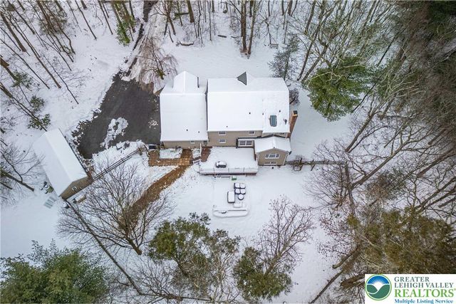 210 Evergreen Court, Ross Twp, PA 18353