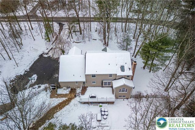 210 Evergreen Court, Ross Twp, PA 18353