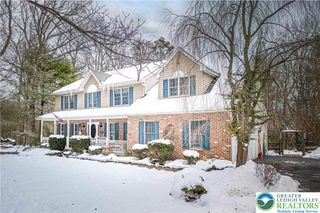 210 Evergreen Court, Ross Twp, PA 18353