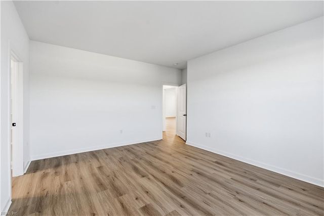 2056 Charwood DR, Chesapeake, VA 23320