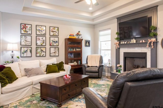 600 Corrigan Trails Blvd., Lindale, TX 75771